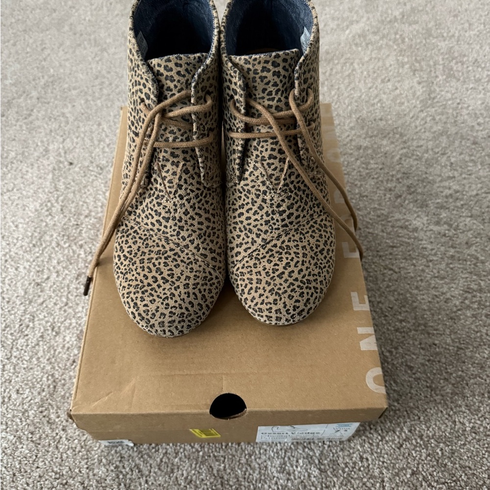 Toms Kala Tan Cheetah Print Boots